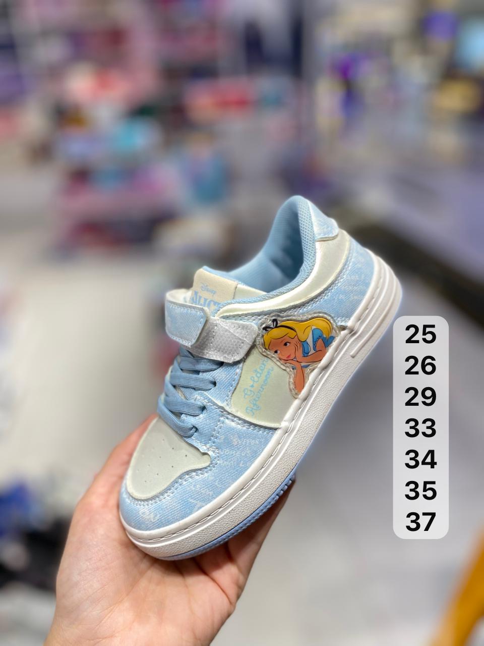 حذاء رياضي بناتي اورجنال